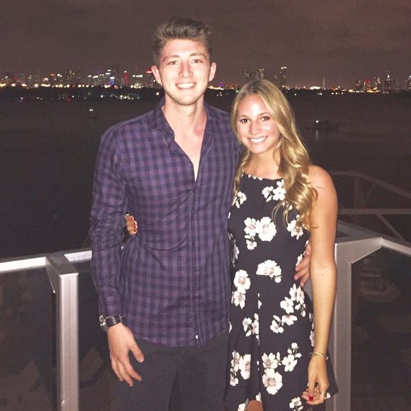 Meet your Posher, Lexie - Picture 1 of 1